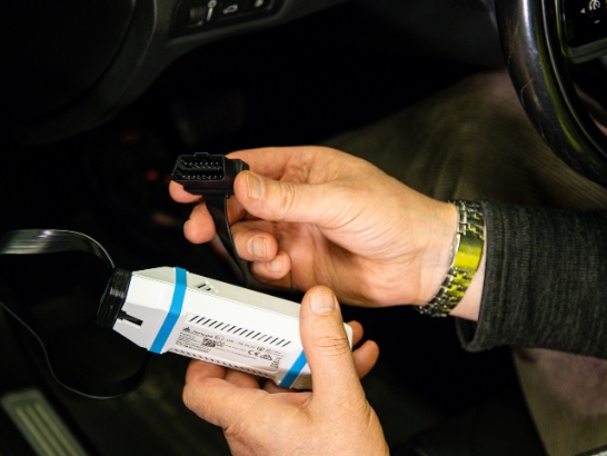 Korkeajänniteakun SoH testi